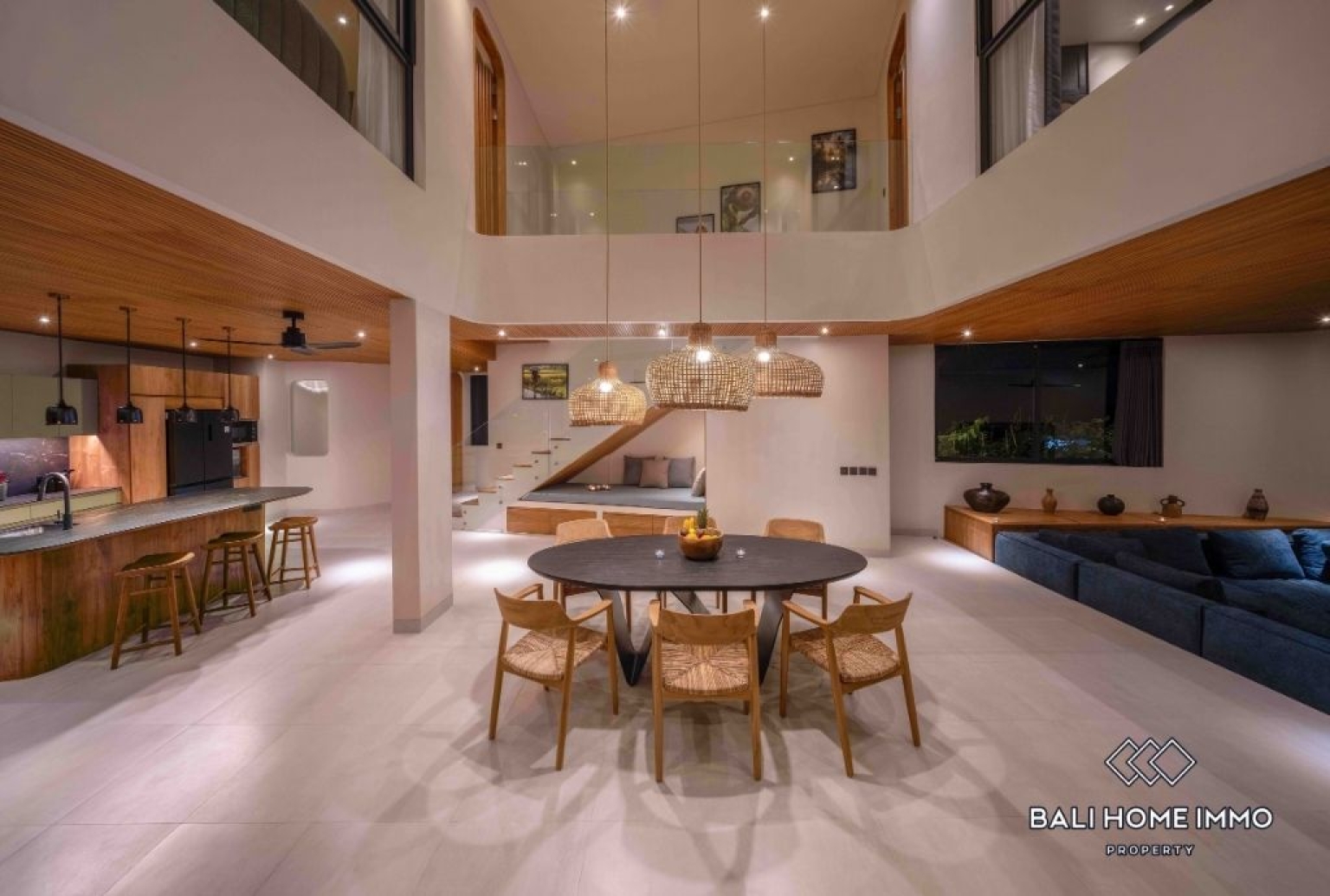 Modern 2 Bedroom Apartment For Rent in Pererenan Beachside