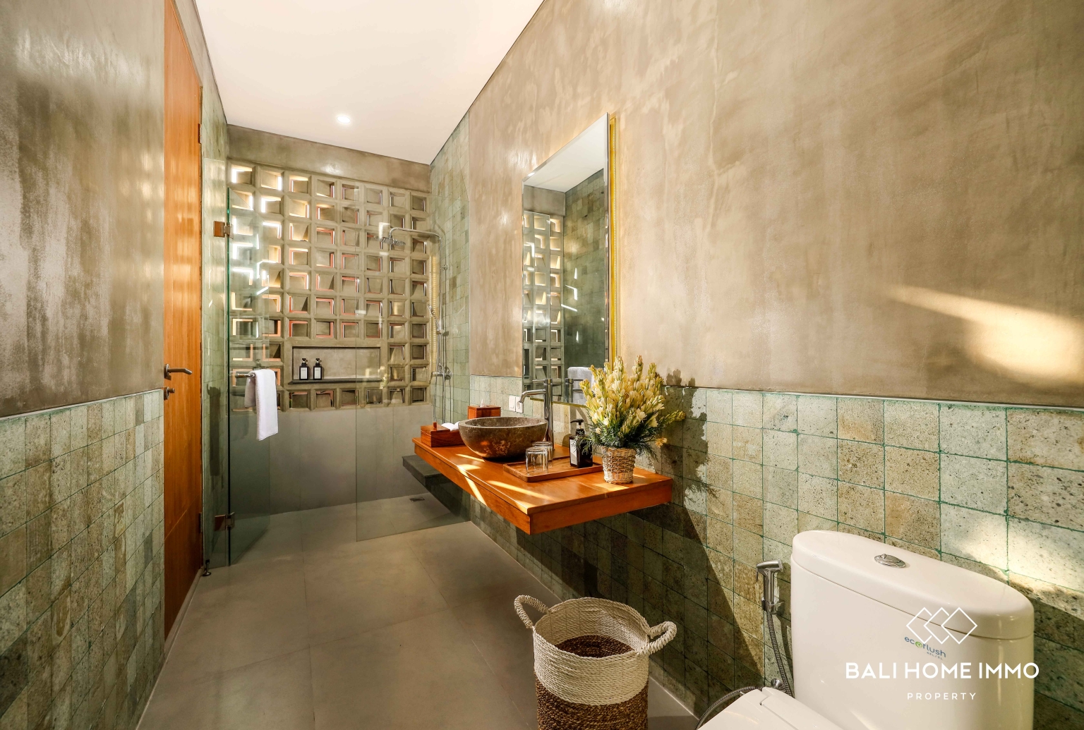 Modern 3 Bedroom Family Villa for Rent in Canggu Berawa — image 13