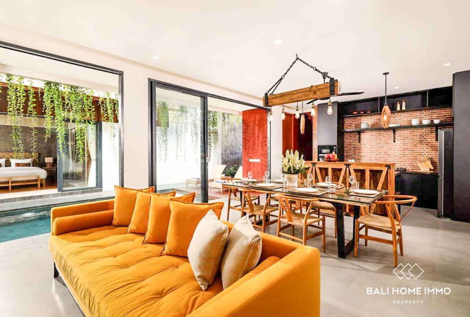 Modern 3 Bedroom Family Villa for Rent in Canggu Berawa — image 2