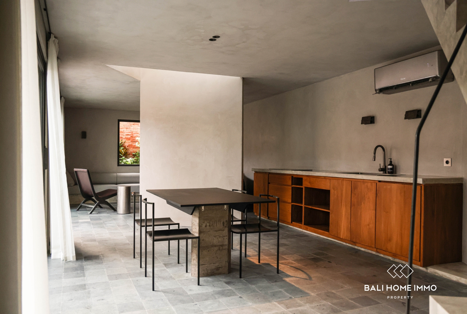 Modern Minimalist 2 Bedroom Villa with Private Pool For Rent in Tuka, Dalung — image 3