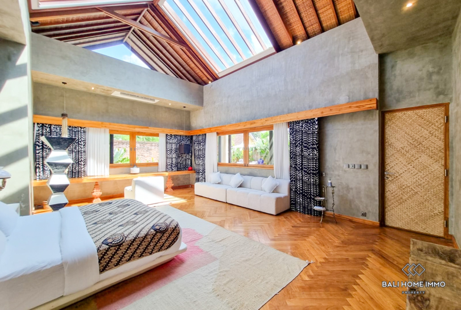 Modern Spacious 1 Bedroom Villa for Monthly and Yearly Rental in Bali Berawa — image 10