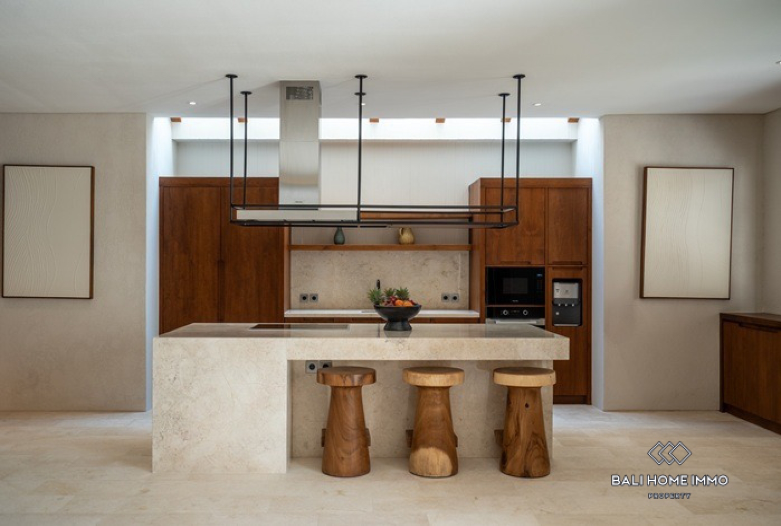 NEWLY BUILT 3 BEDROOM LUXURY VILLAS FOR RENT IN BALI CANGGU BERAWA — image 7