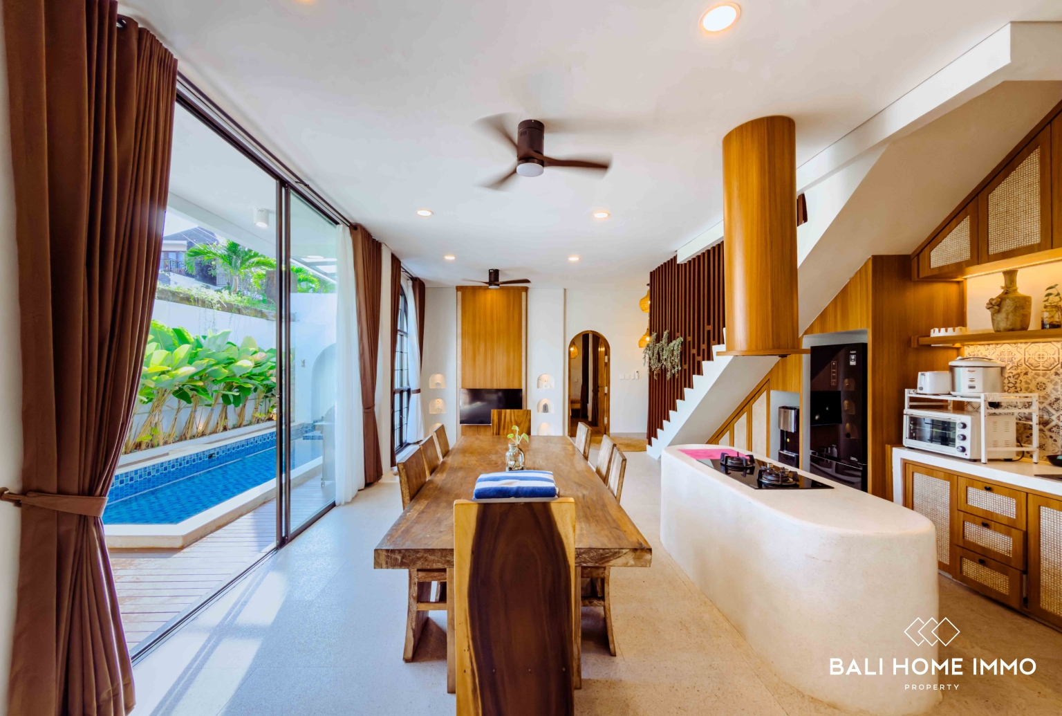 NEWLY RENOVATED 4 BEDROOM VILLA FOR MONTHLY & YEARLY RENT IN BALI - JIMBARAN — image 9