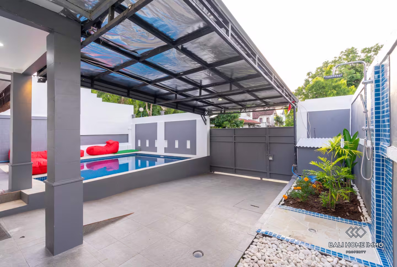 NEWLY RENOVATED 5 BEDROOMS VILLA FOR YEARLY AND MONTHLY RENTAL IN BALI - PECATU — image 2