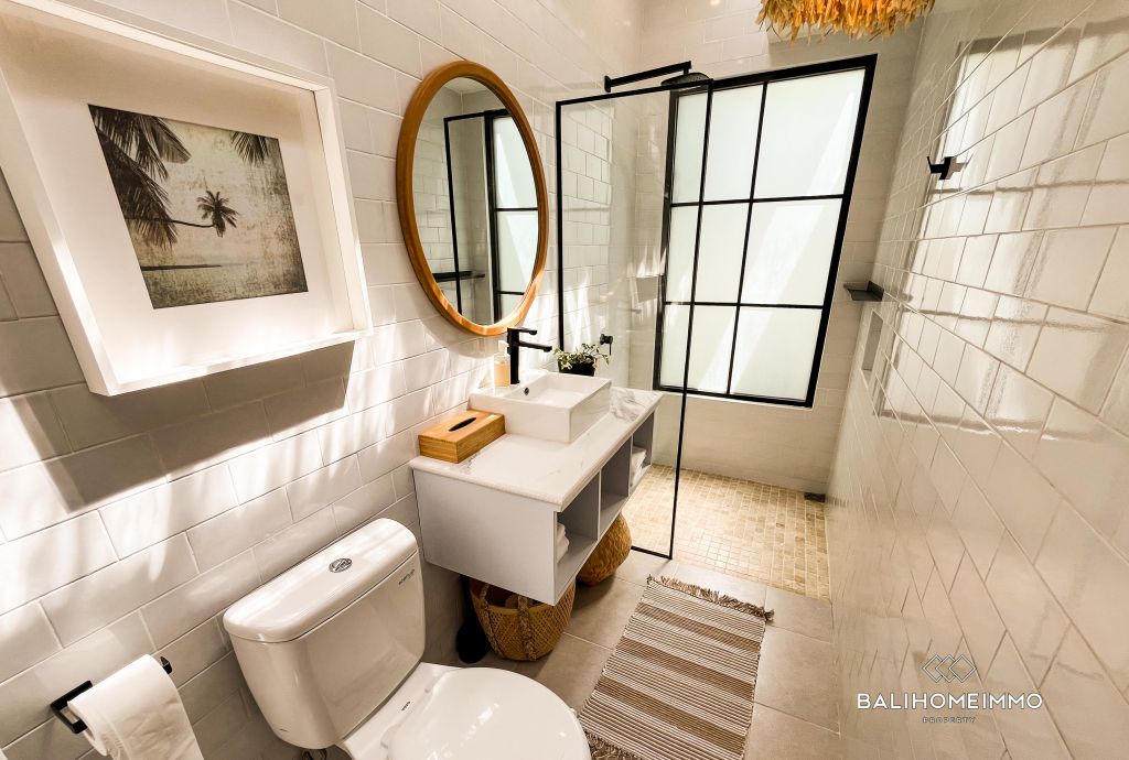 Newly Renovated Modern 2 Bedrooms Villa for Rent in Seminyak — image 11