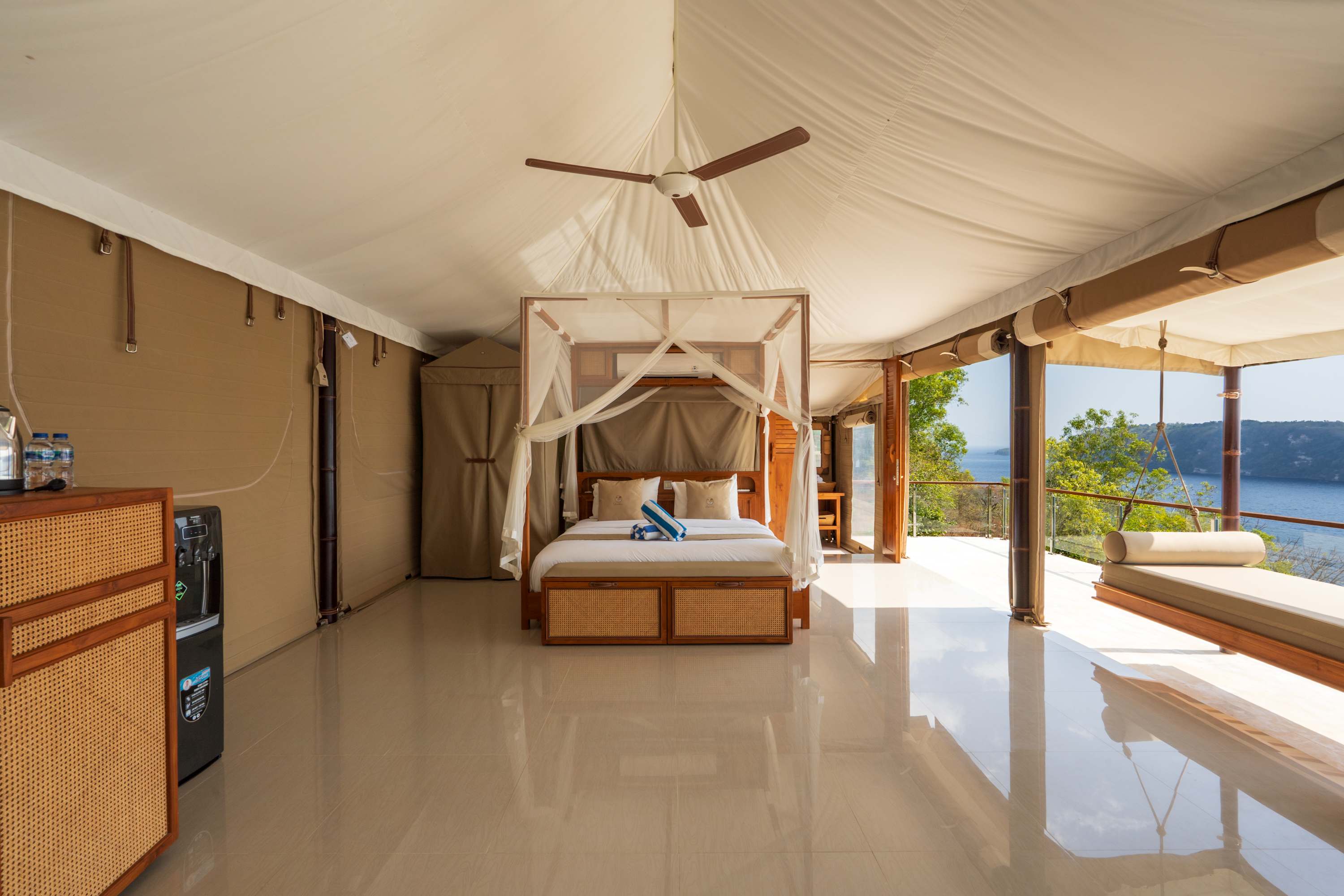 Villa 2BR Agung & Sunset Tent in Nusa Penida — image 1