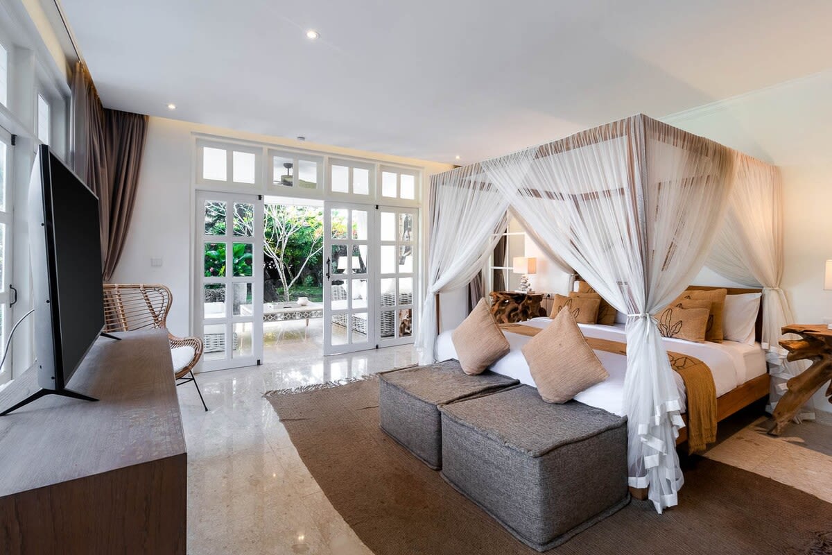 Villa Symphony White in Ubud — image 11