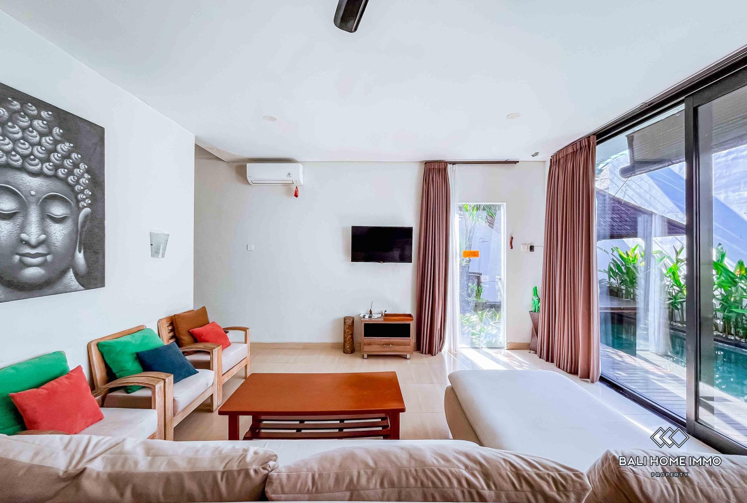 PEACEFUL 3 BEDROOMS VILLA FOR YEARLY AND MONTHLY RENTAL IN BALI - JIMBARAN — image 4