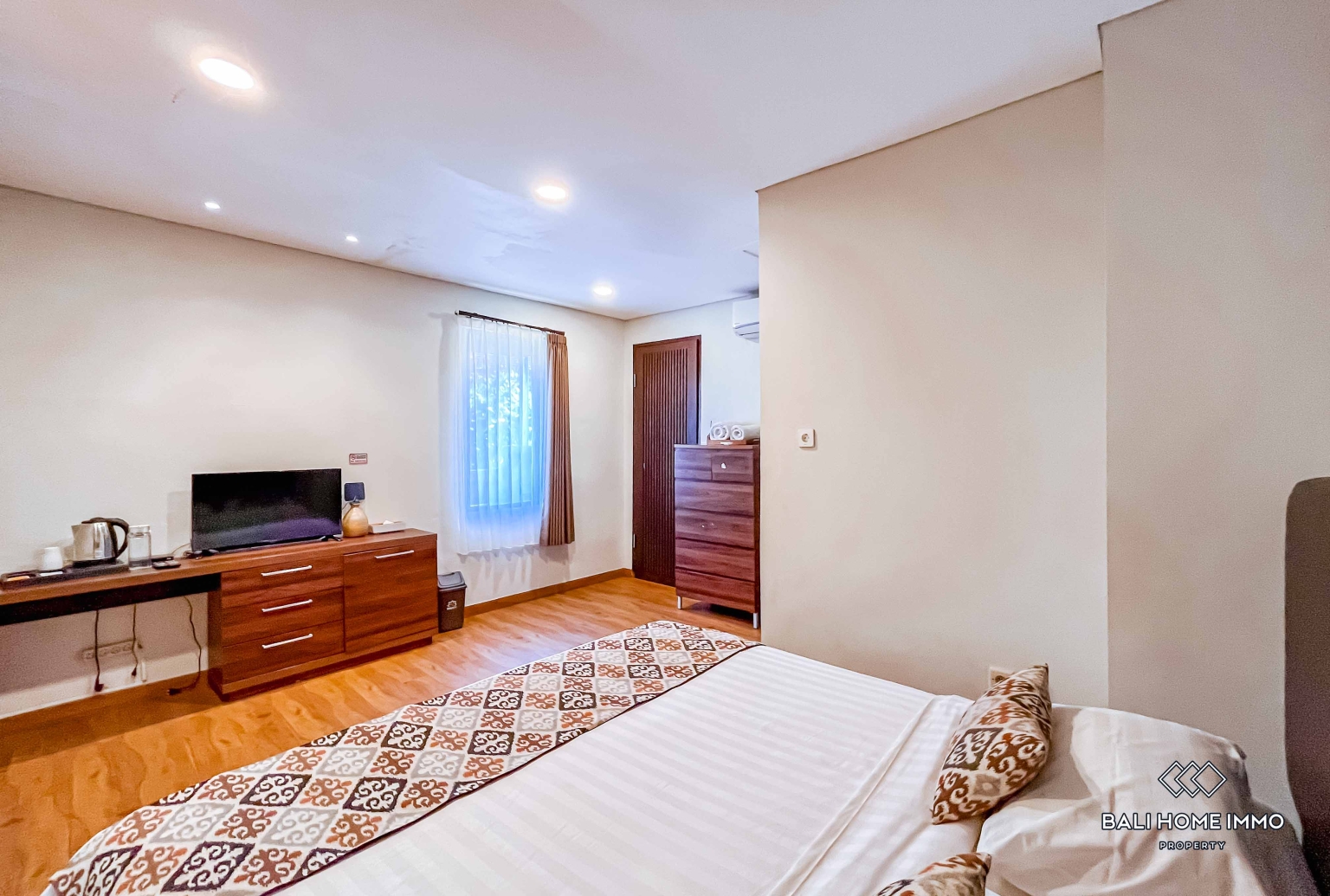 PEACEFUL 3 BEDROOMS VILLA FOR YEARLY AND MONTHLY RENTAL IN BALI - JIMBARAN — image 12