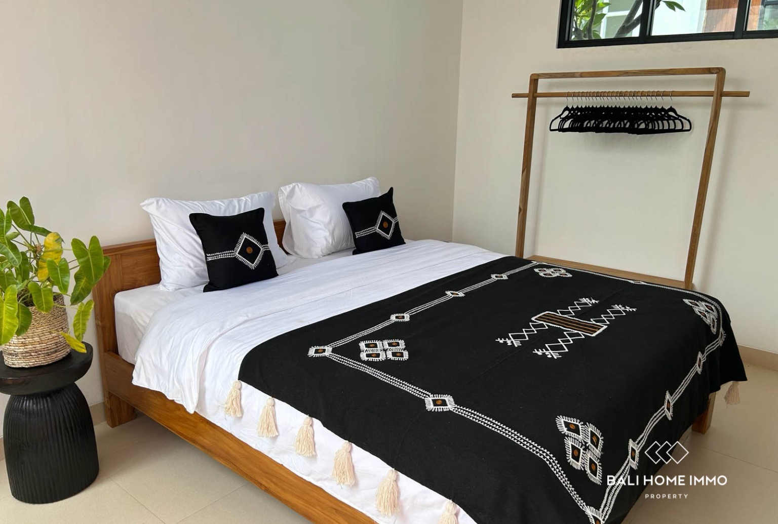 Residential area 2 Bedroom Villa for rent in Kerobokan — image 5
