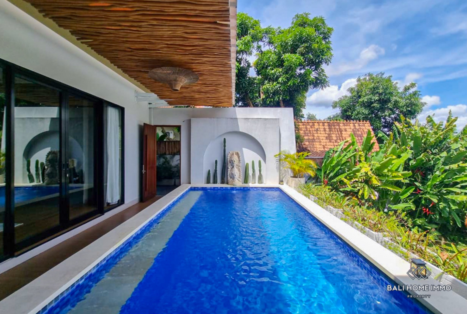 Ricefield View 1 Bedroom Villa for Yearly Rental in Bali Canggu Babakan