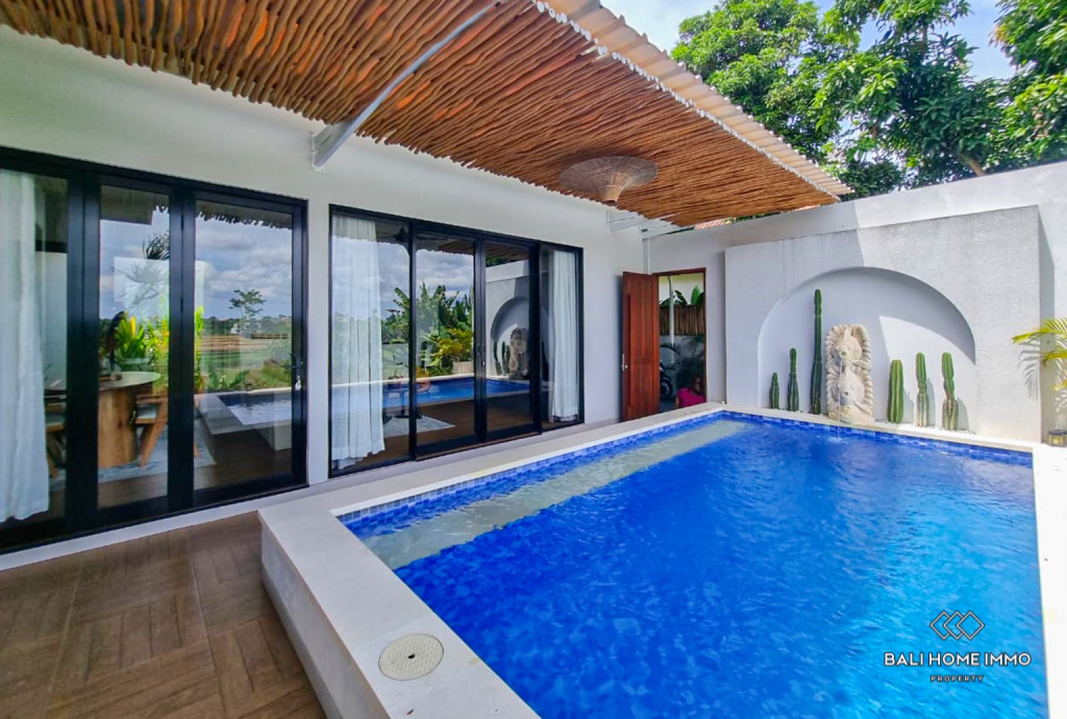 Ricefield View 1 Bedroom Villa for Yearly Rental in Bali Canggu Babakan — image 1