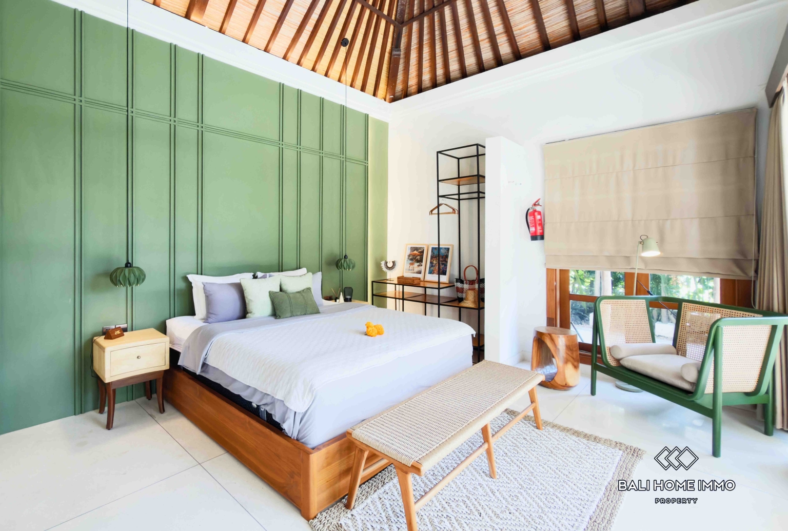 Ricefield View 3 Bedroom Villa for Rent in Bali Canggu Batu Bolong — image 16