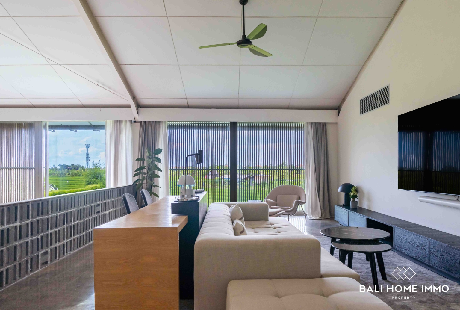 Ricefield view 4 Bedroom Villa for rent in Babakan Canggu — image 13
