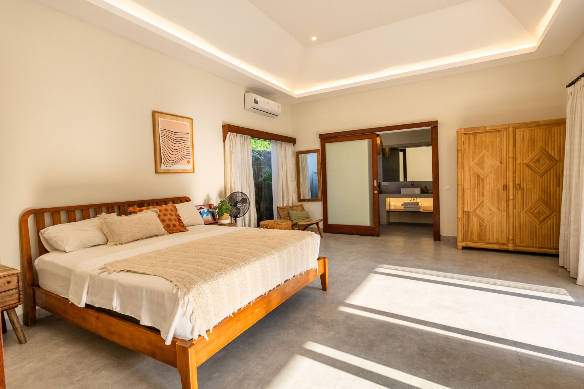 4-Bedroom Villa for Yearly Rental in Sanur Beachside — image 17