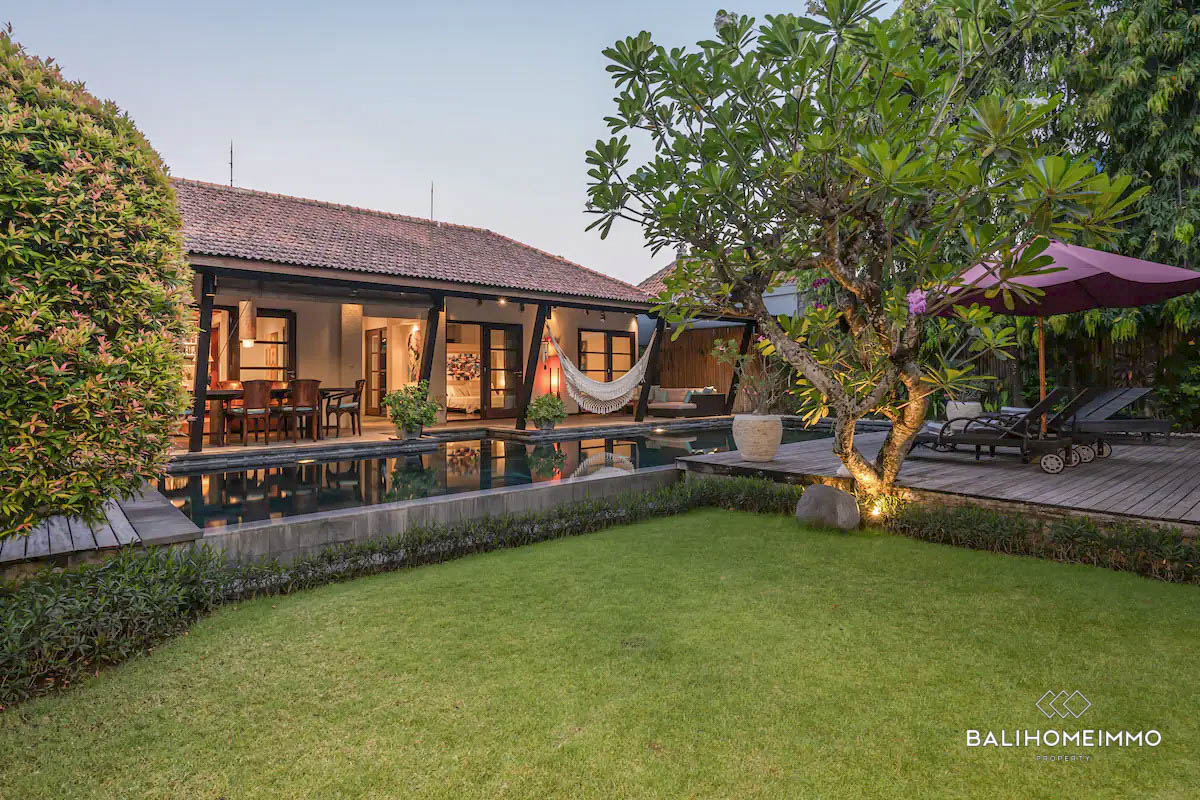 Spacious 3 Bedroom Villa for Rent in Kerobokan Bali — image 1
