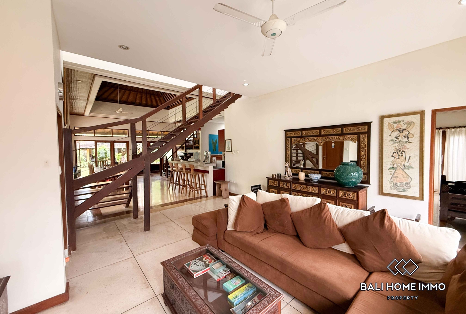 Spacious 4 Bedroom Family Villa For Rent in Canggu Berawa — image 3