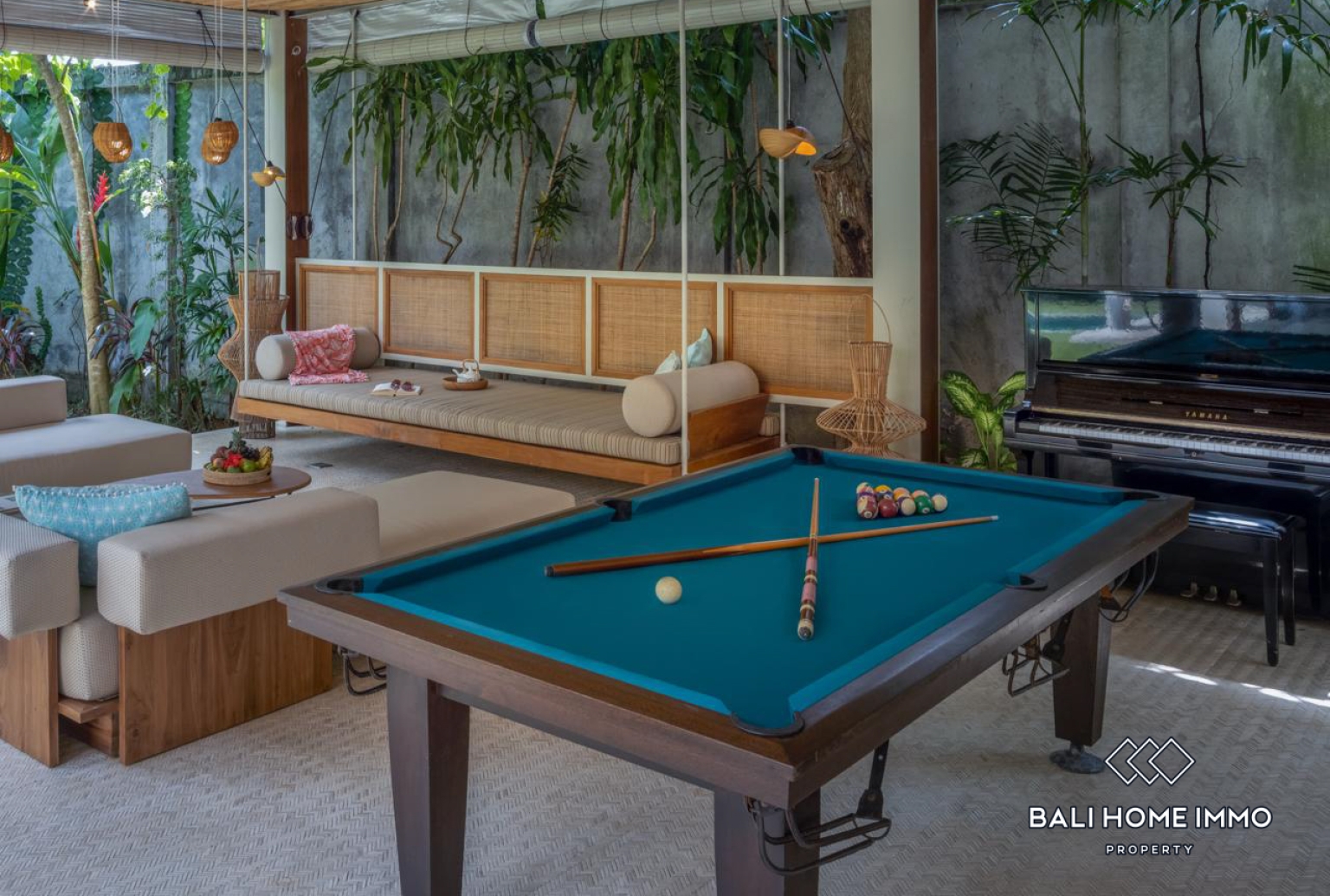 Spacious 5 Bedroom Family Villa for Rent in Umalas — image 3