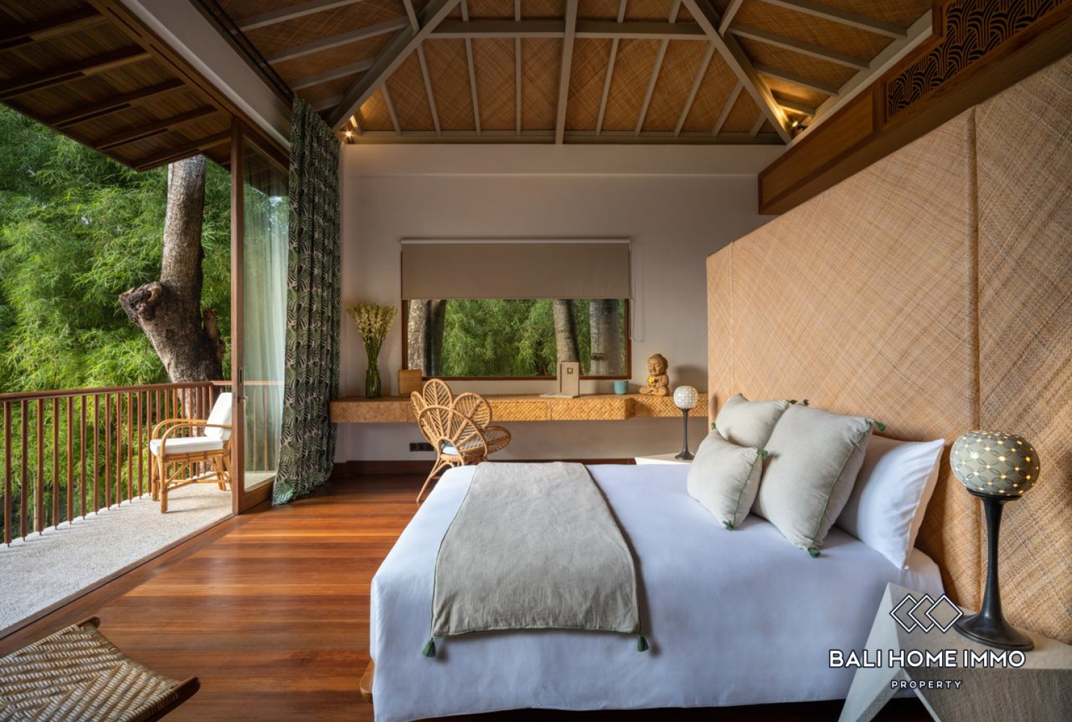 Spacious 5 Bedroom Family Villa for Rent in Umalas — image 8