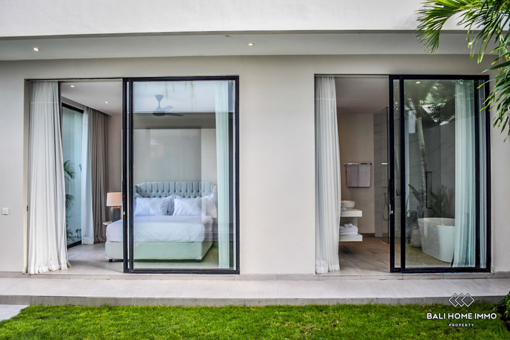 Spacious 5 Bedroom for Yearly Rental in Bali Canggu Berawa — image 14