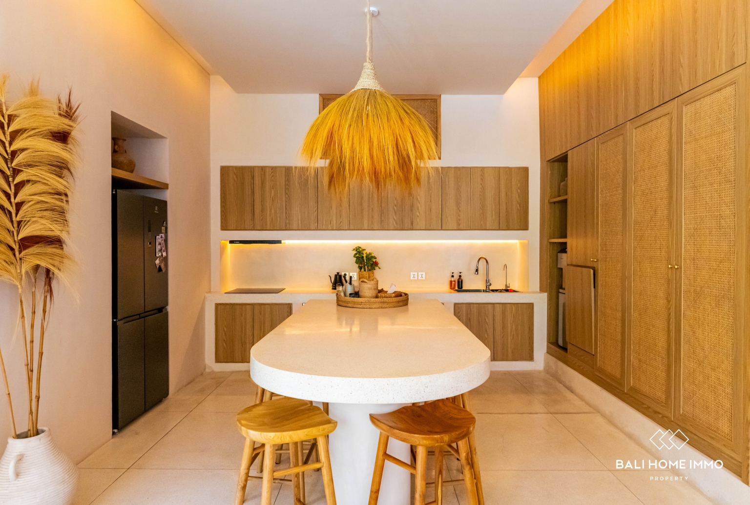 Spacious 5-Bedroom Villa for Rent in Umalas — image 6