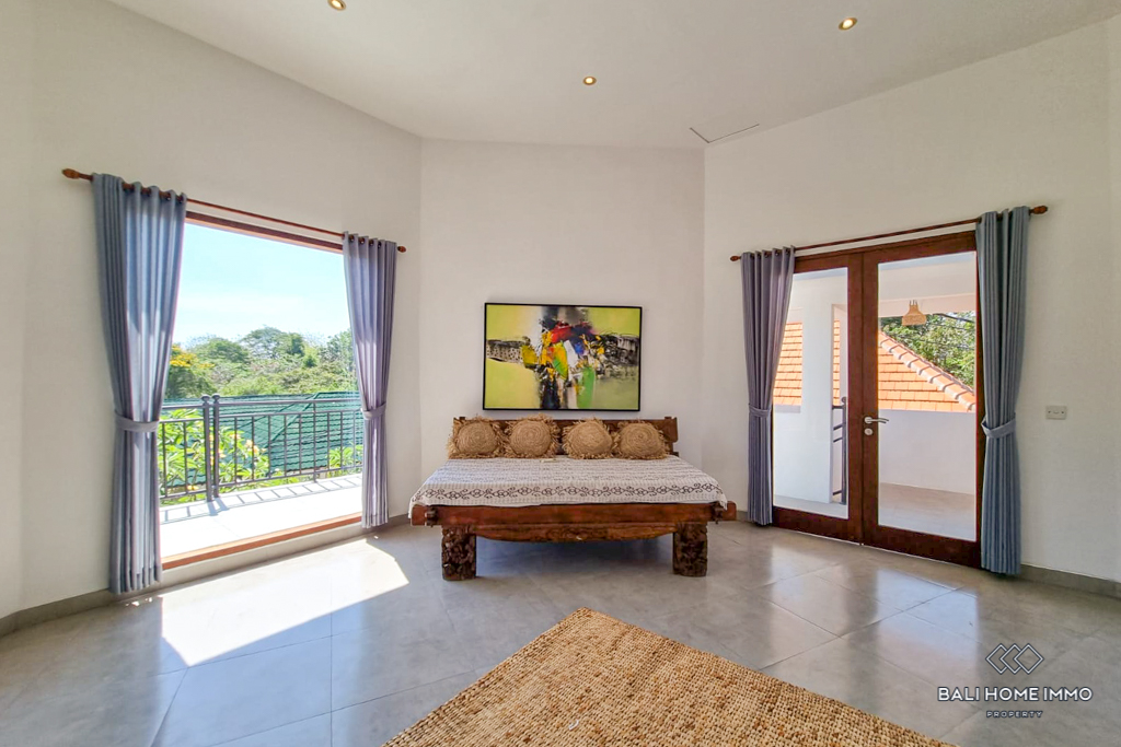 Spacious 5 Bedroom Villa for Rental in Bali Umalas — image 7