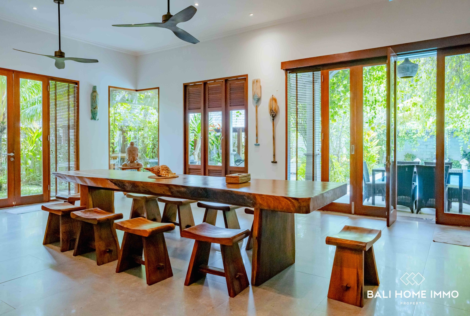 SPACIOUS 5 BEDROOMS VILLA FOR YEARLY RENTAL IN BALI - PANDAWA — image 8