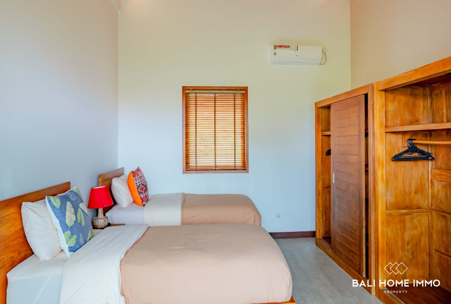 SPACIOUS 5 BEDROOMS VILLA FOR YEARLY RENTAL IN BALI - PANDAWA — image 15