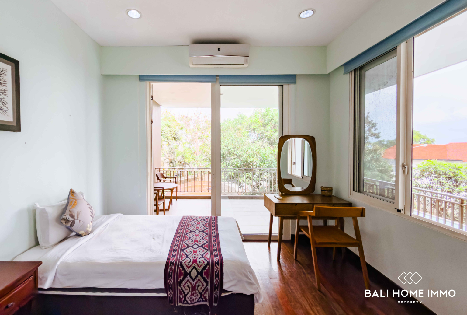Spacious 6 Bedrooms Villa with Garden for Rent in Uluwatu Ungasan — image 18