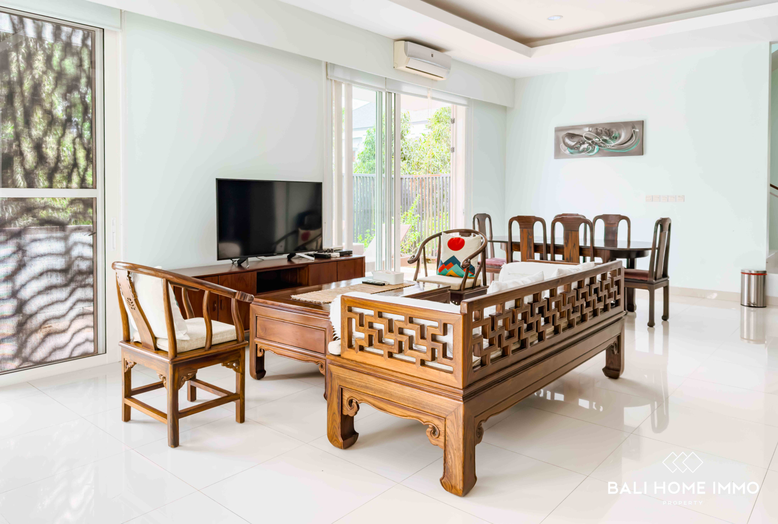 Spacious 6 Bedrooms Villa with Garden for Rent in Uluwatu Ungasan — image 6