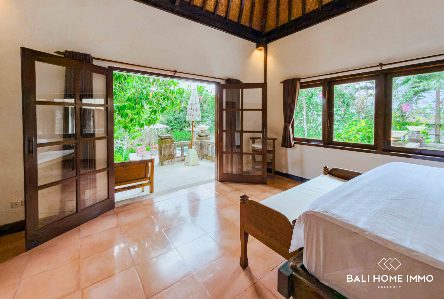 SPACIOUS & TROPICAL 2 BEDROOMS VILLA FOR YEARLY & MONTHLY RENTAL IN BALI - UNGASAN — image 11