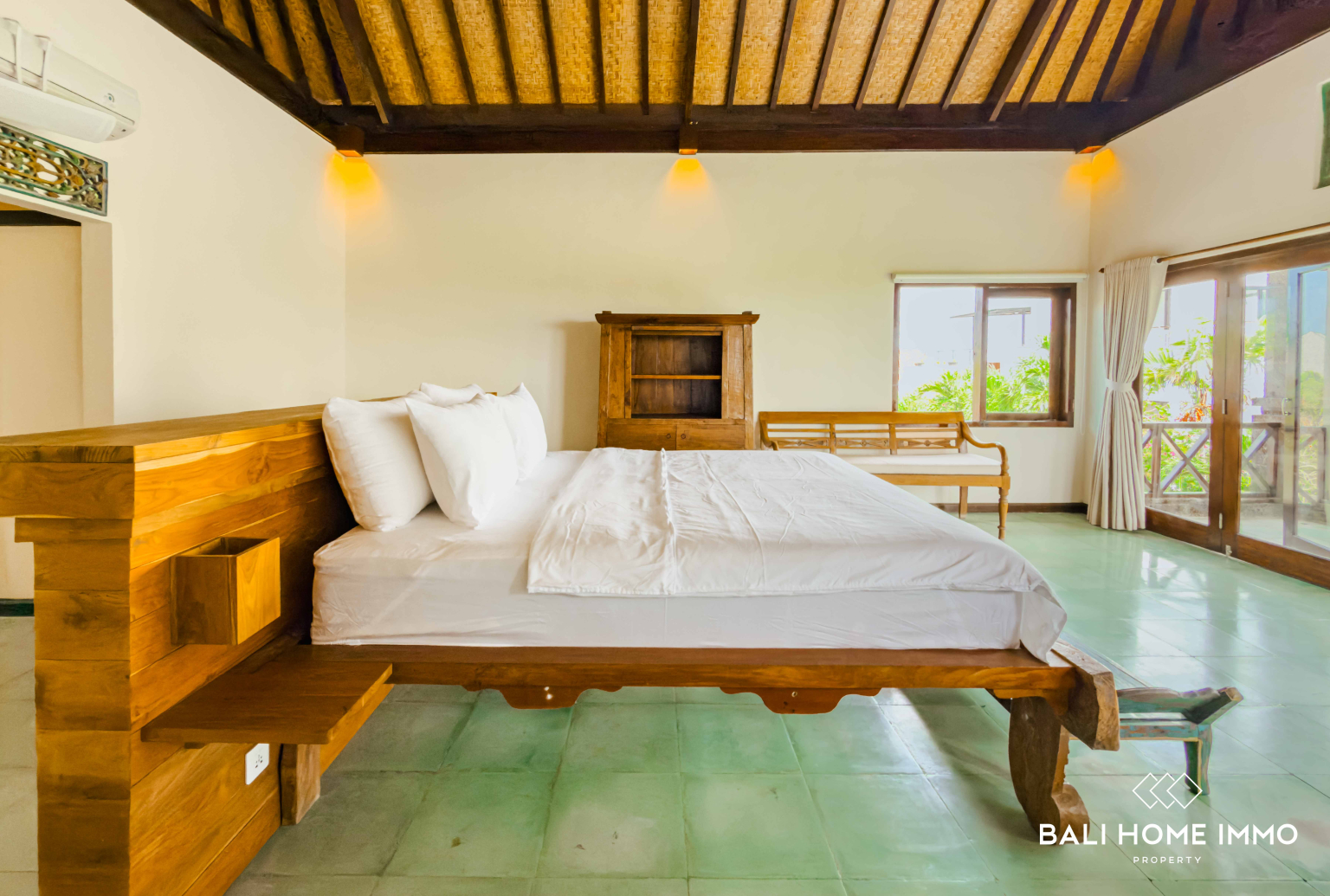 SPACIOUS & TROPICAL 2 BEDROOMS VILLA FOR YEARLY & MONTHLY RENTAL IN BALI - UNGASAN — image 16