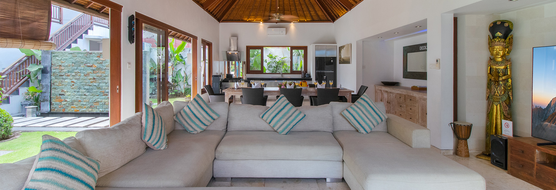 Villa Kirgeo, 4 bedroom villa Canggu Bali — image 8