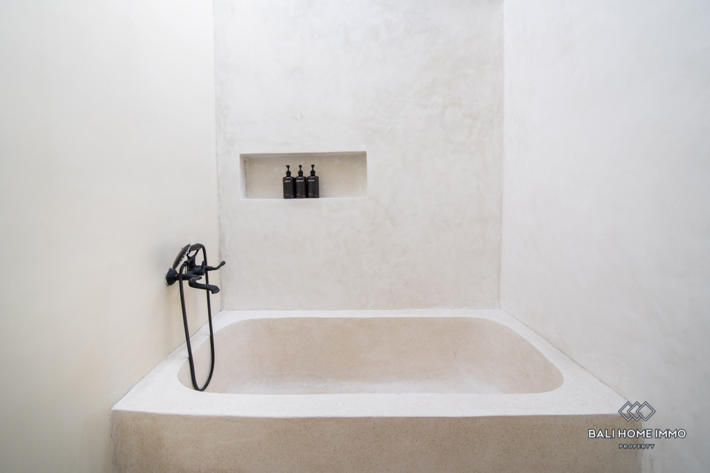 Stunning 2 Bedroom Villa for Yearly Rental in Bali North Pererenan — image 17