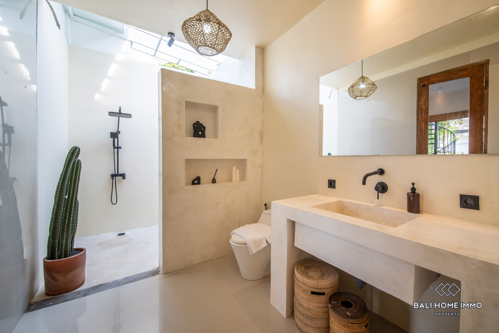 Stunning 2 Bedroom Villa for Yearly Rental in Bali North Pererenan — image 15