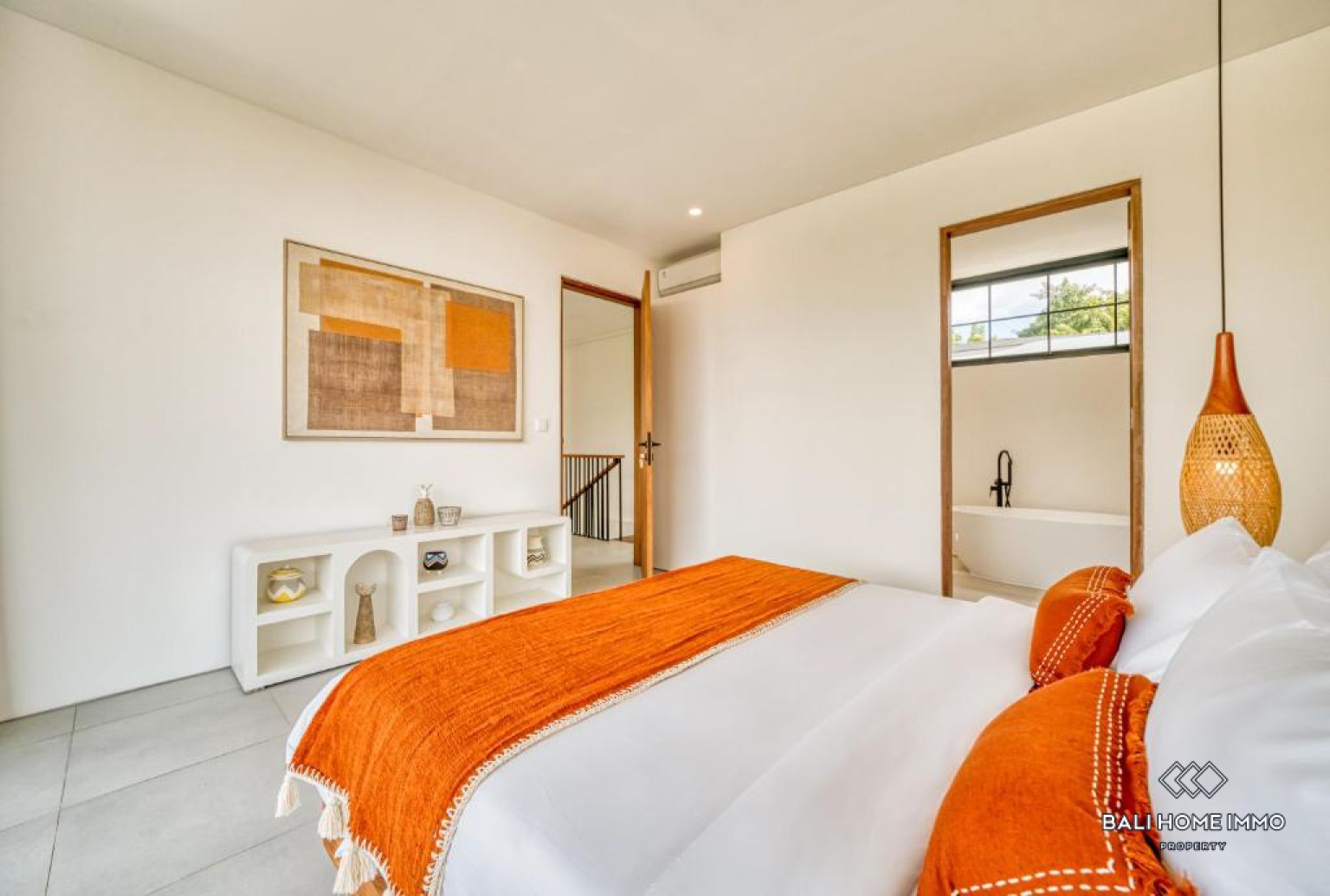 STUNNING 3 BEDROOMS VILLA FOR MONTHLY RENTAL IN ULUWATU - PECATU — image 16