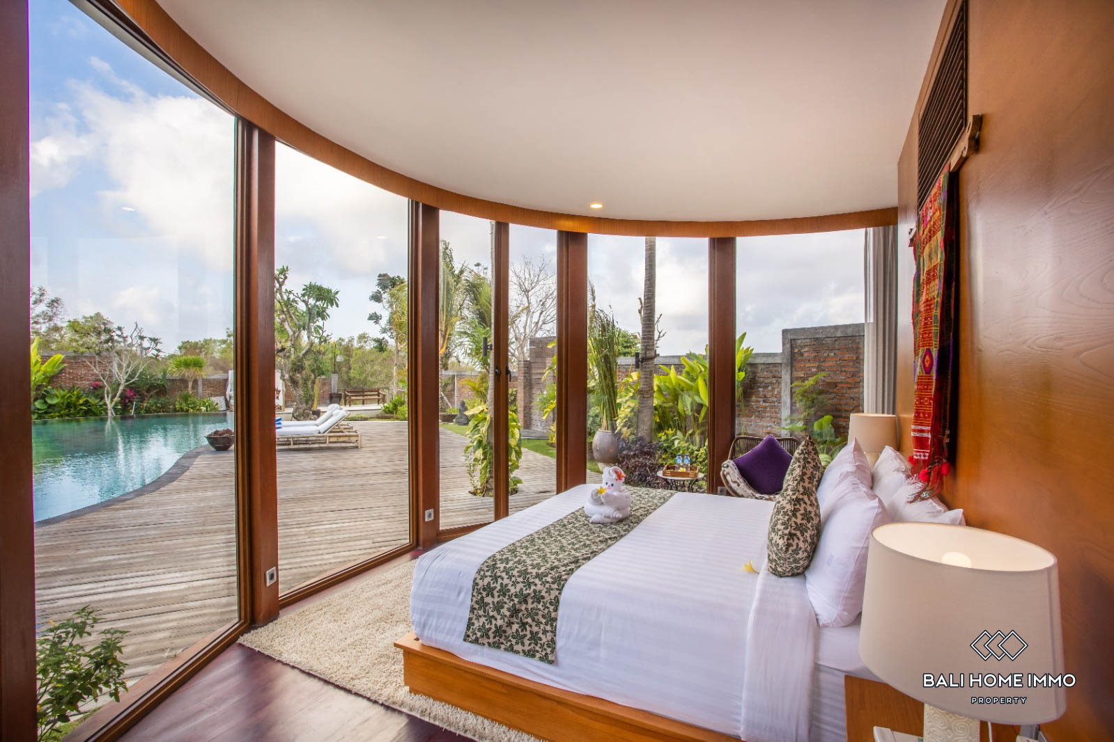 STUNNING 3 BEDROOMS VILLA FOR MONTHLY & YEARLY RENTAL IN BALI - PANDAWA — image 9