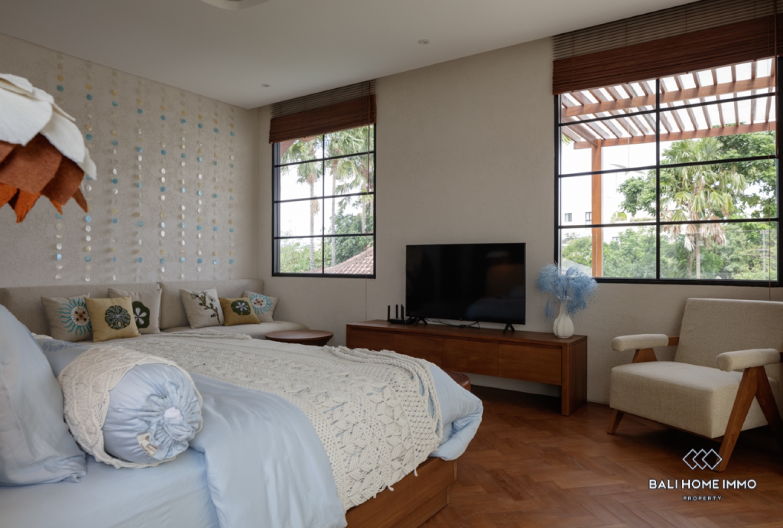 Stunning 4 Bedroom Villa for Monthly and Yearly Rental in Bali Berawa — image 14