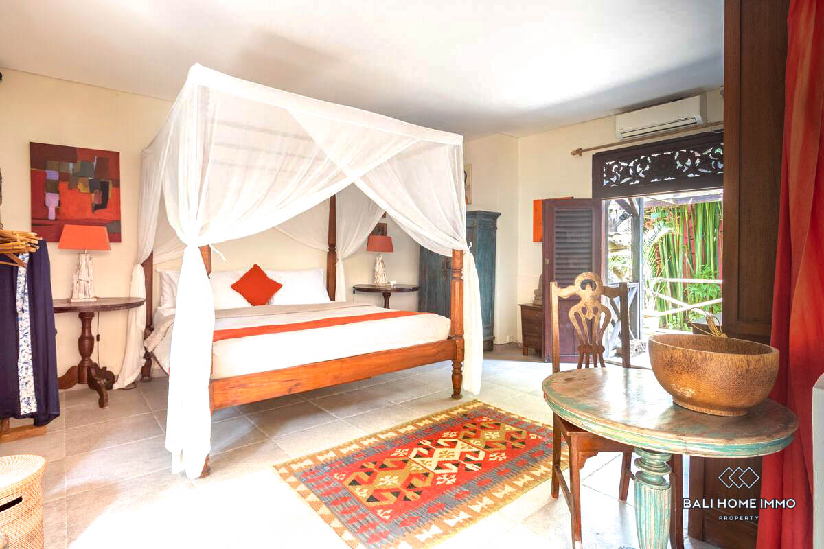 Stunning 5 Bedroom Villa for Monthly Rental in Bali Seminyak — image 2