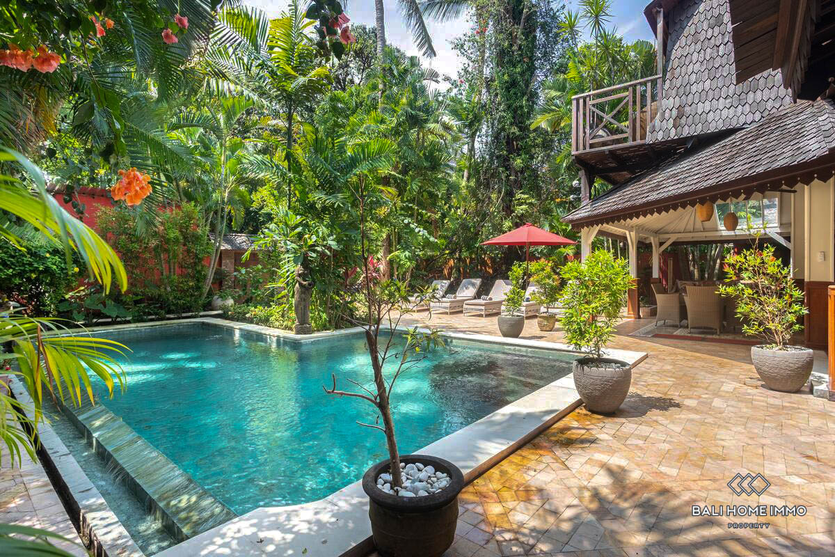 Stunning 5 Bedroom Villa for Monthly Rental in Bali Seminyak