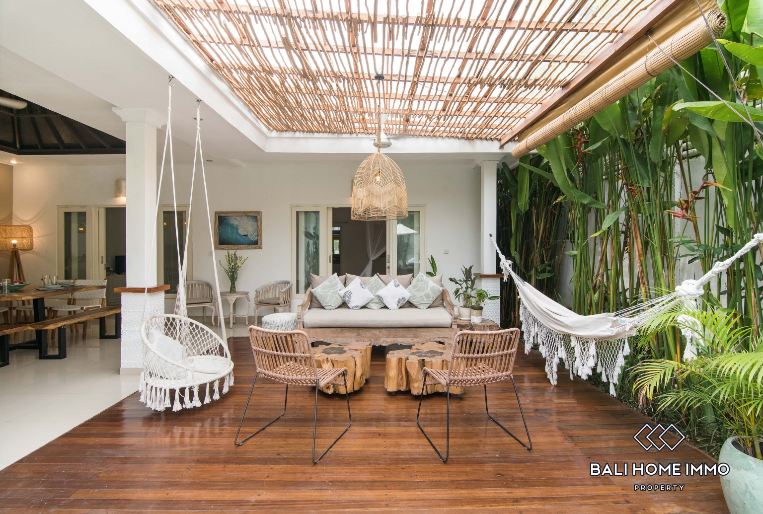 Three units of 3 bedroom villa for rent in Canggu Berawa Beachside — image 1