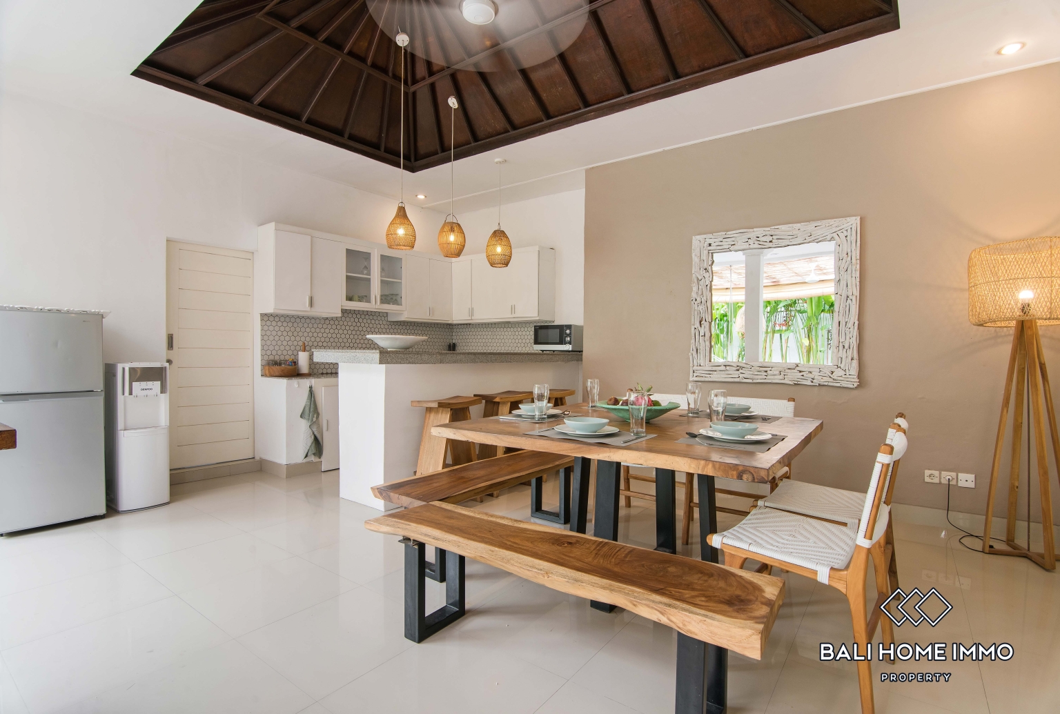 Three units of 3 bedroom villa for rent in Canggu Berawa Beachside — image 8