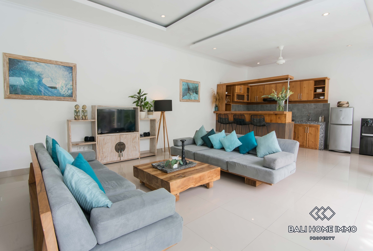 Three units of 3 bedroom villa for rent in Canggu Berawa Beachside — image 4