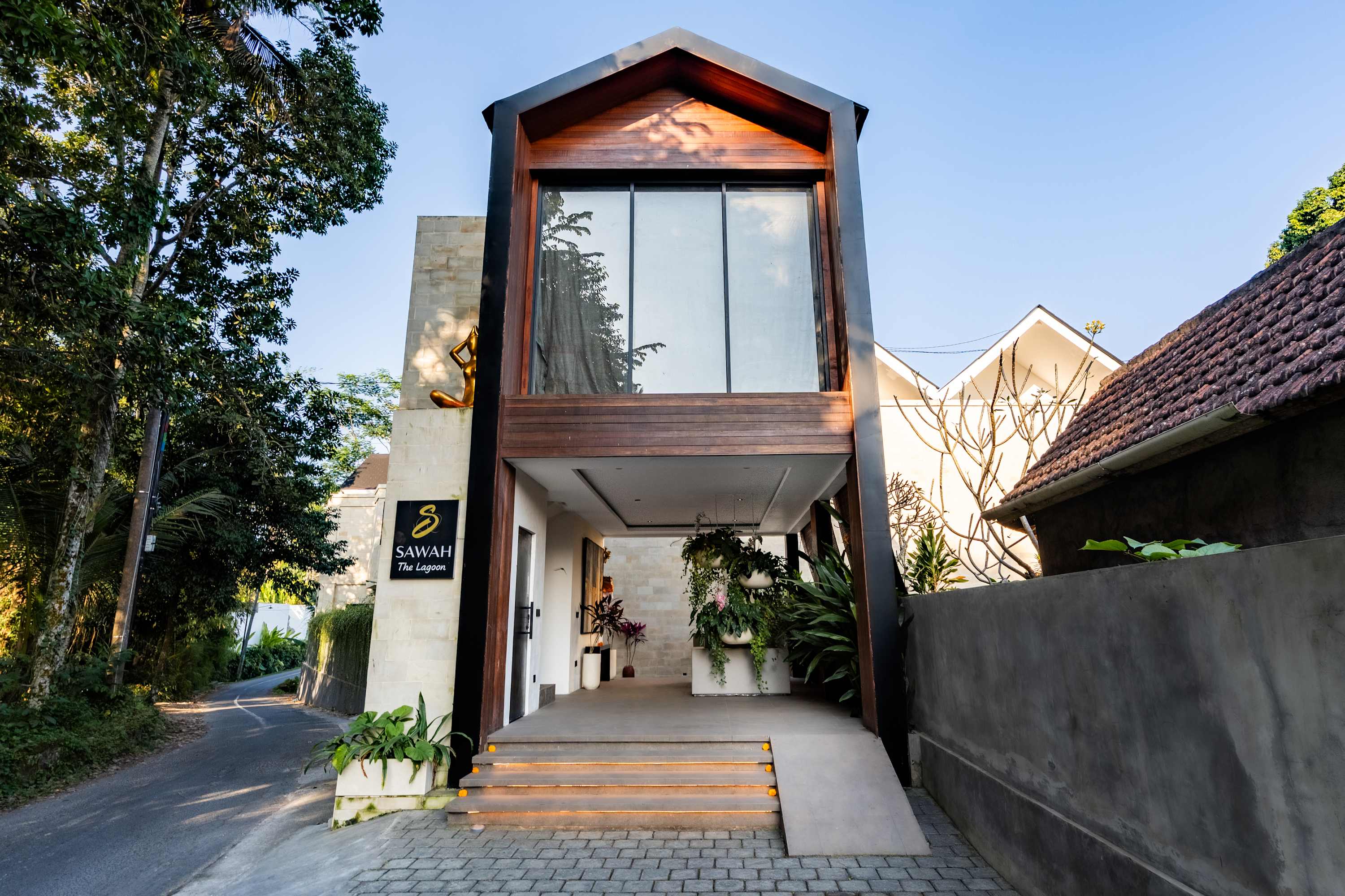 Aurea Lagoon Villa in Ubud — image 15