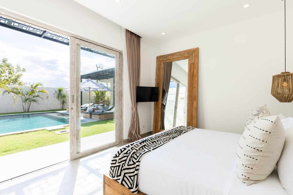 Minimalist Villa · 3BR · Bali — 3BR Villa Rental in Other — image 10