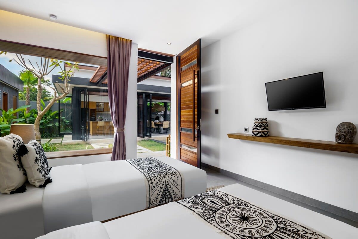 Villa Fiery in Gianyar Regency — image 19