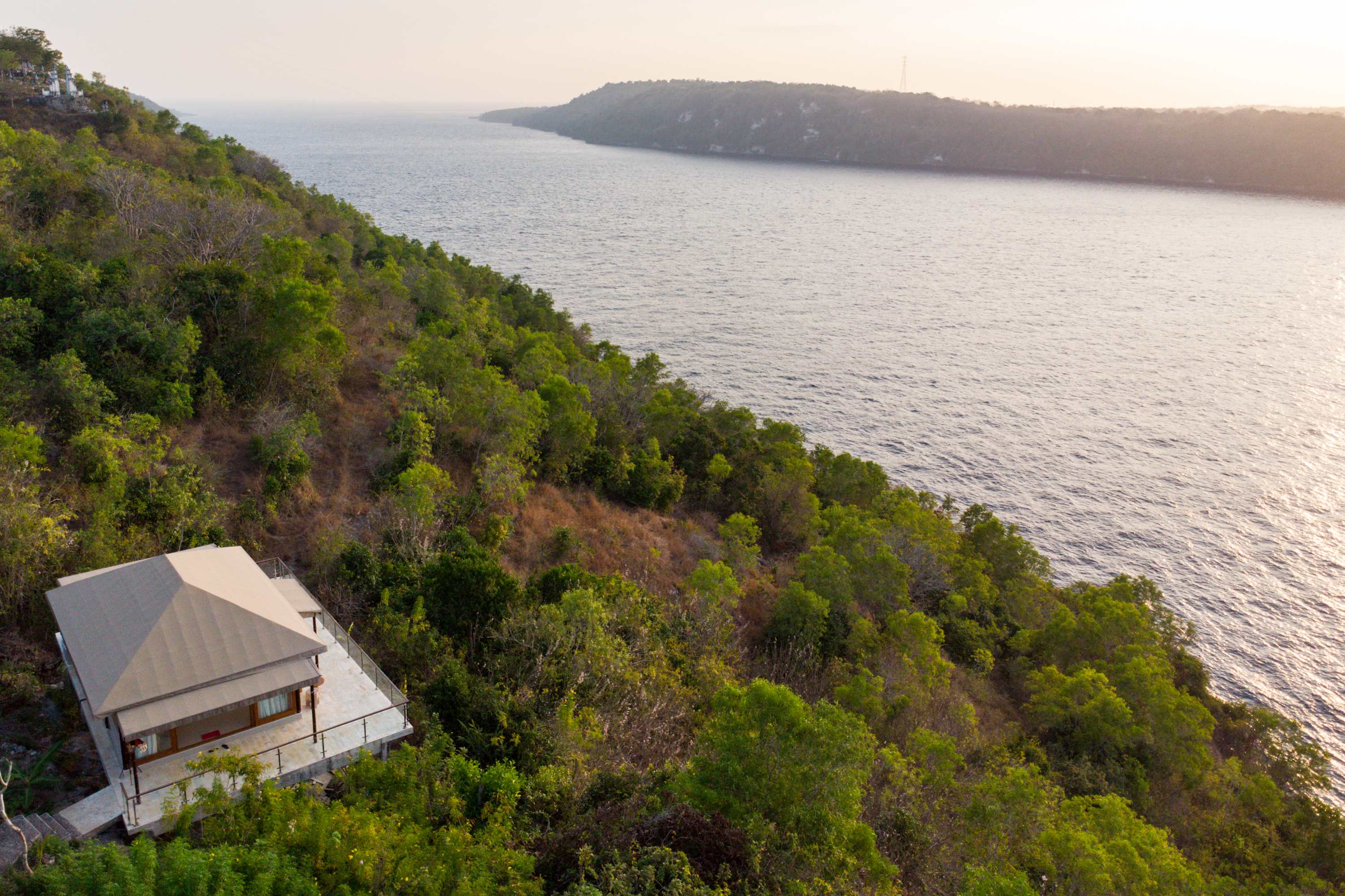 Villa 2BR Agung & Sunset Tent in Nusa Penida — image 6