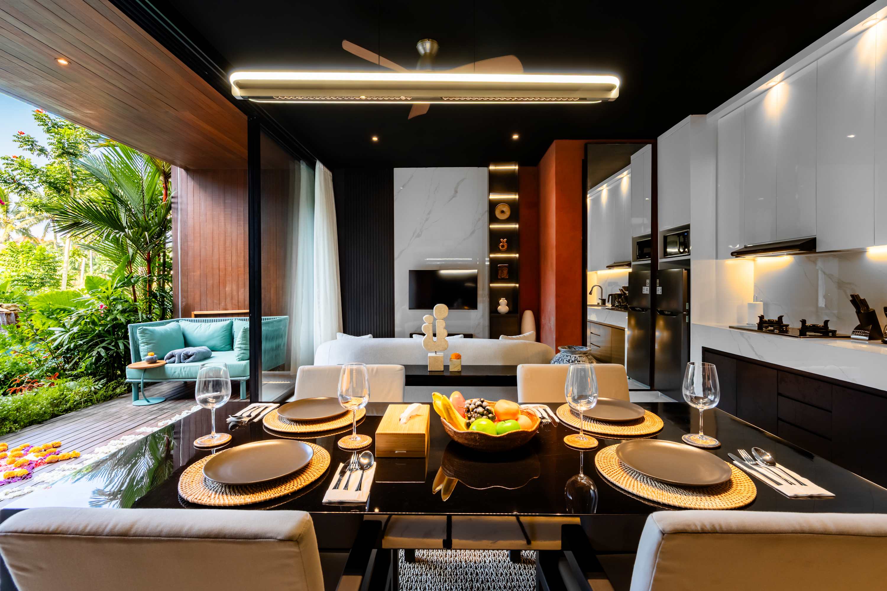Aurea Lagoon Villa in Ubud — image 12